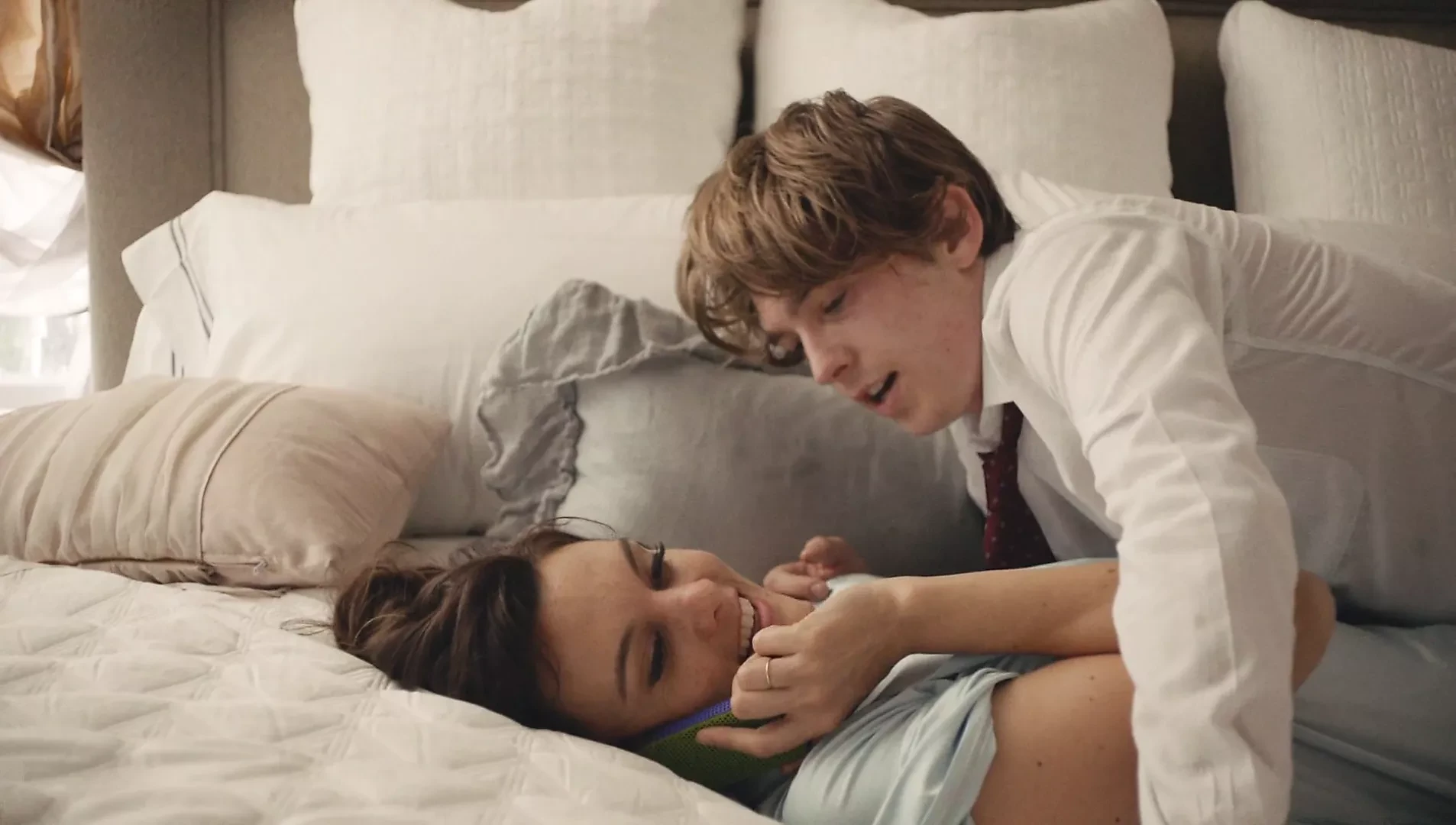 Frankie Shaw – ”SMILF” s1e02